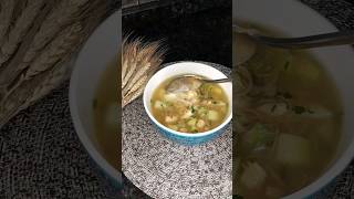 شوربة الخضار مع الدجاج والشعيرية صحية والطعم فوق الوصف Vegetable soup with chicken.     #شوربه #soup