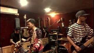 Superiots - Makin Rusak Negaraku (LIVE)