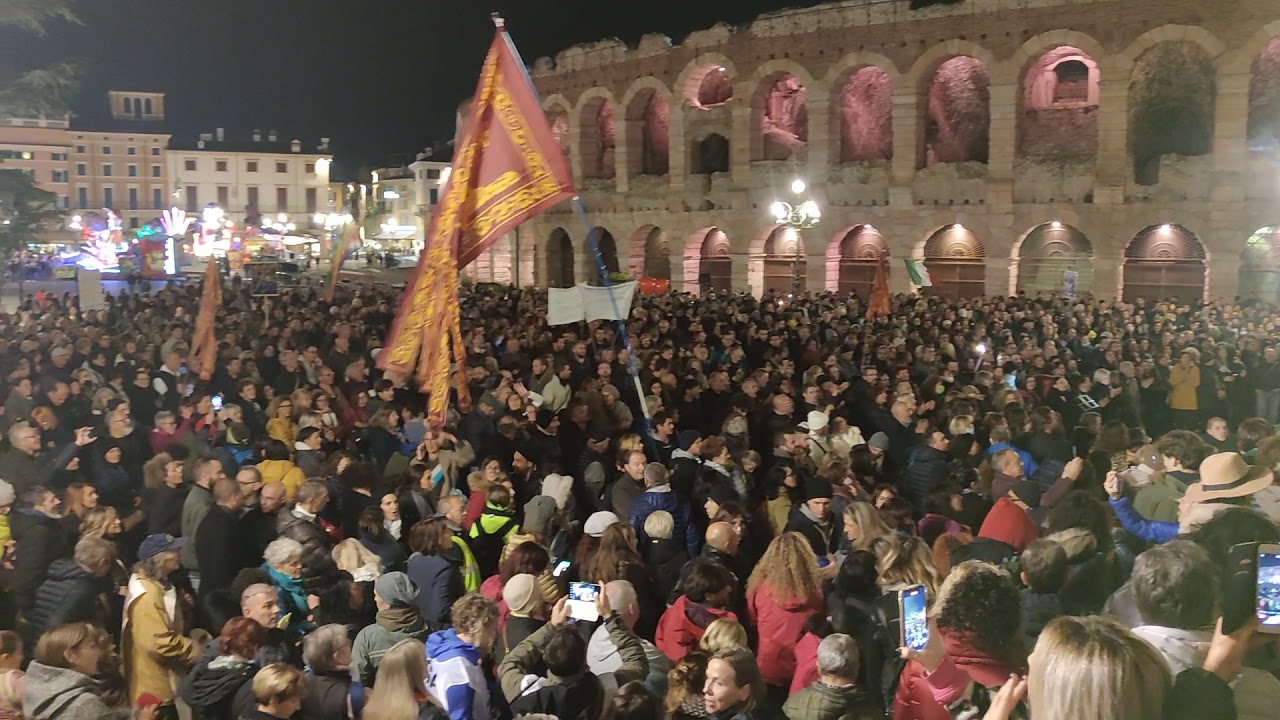 Italien: Erneuter Protest gegen den grünen Pass in Verona 29.10.21