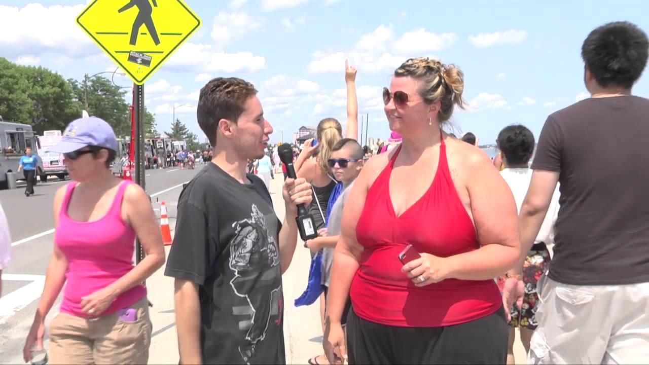 Revere Beach Sand Sculpting 2014: People on the Streets and Food Trucks - YouTube