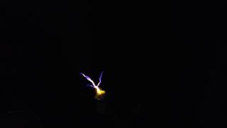 GU81m VTTC interupeted by 555 timer 20cm arcs