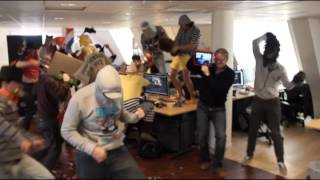 Harlem Shake at the office - ISOTX