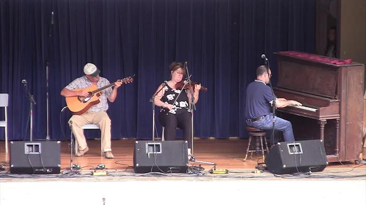 Highland Village Day Concert - Shelly Campbell
