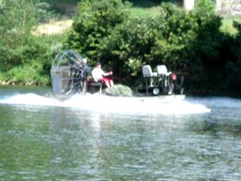 soggy-bottom-bowfishing-airboat.avi