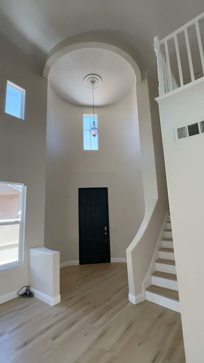 Beautiful pool home in Temecula CA - $789,000 | 5 Beds | 3 Baths | 2427 Sqft | Built 2001