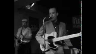 Video thumbnail of "Cherry Casino and The Gamblers - Kiss Me"