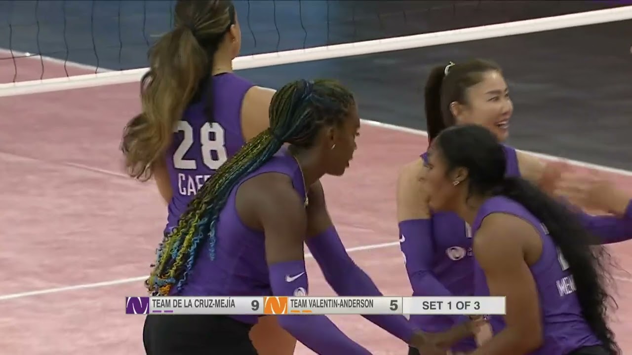 AU Pro Volleyball Game 3: Bethania De La Cruz-Mejía Kill,  Noostara Tomkom Assist