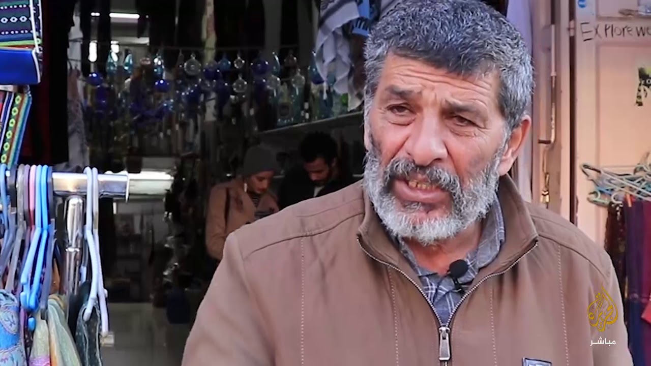عبد الرؤوف المحتسب فلسطيني من الخليل يرفض بيع منزله للمستوطنين بآلاف الدولارات