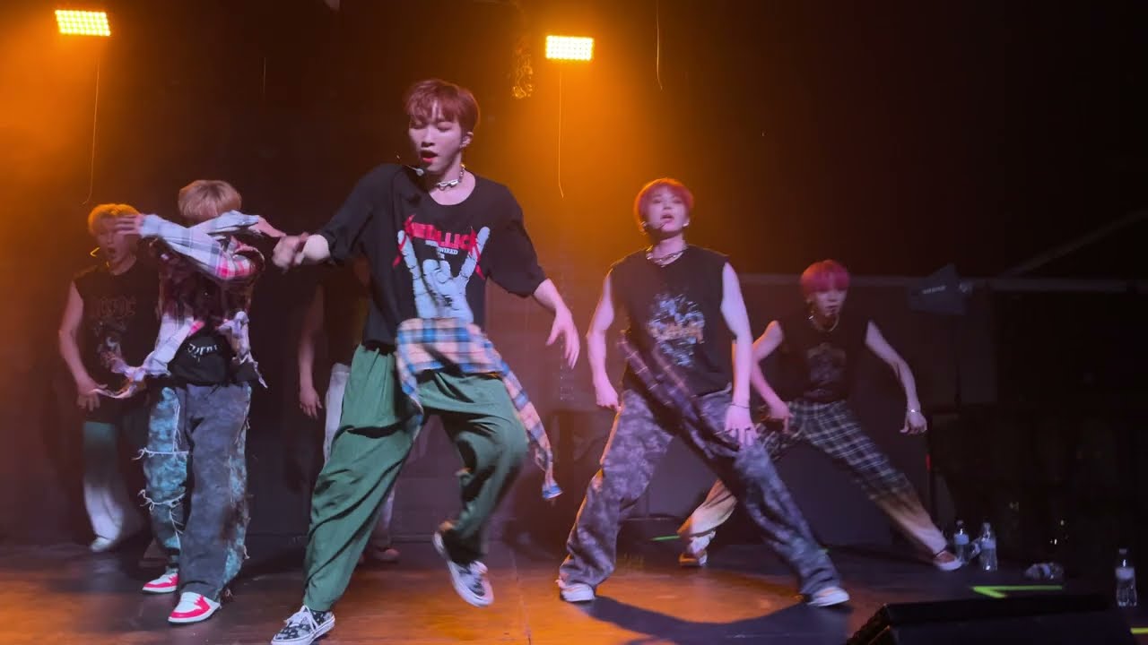 Rollercoaster Traditional Ver. (FRONT ROW) - DKB (다크비) BROOKLYN NYC | 100622