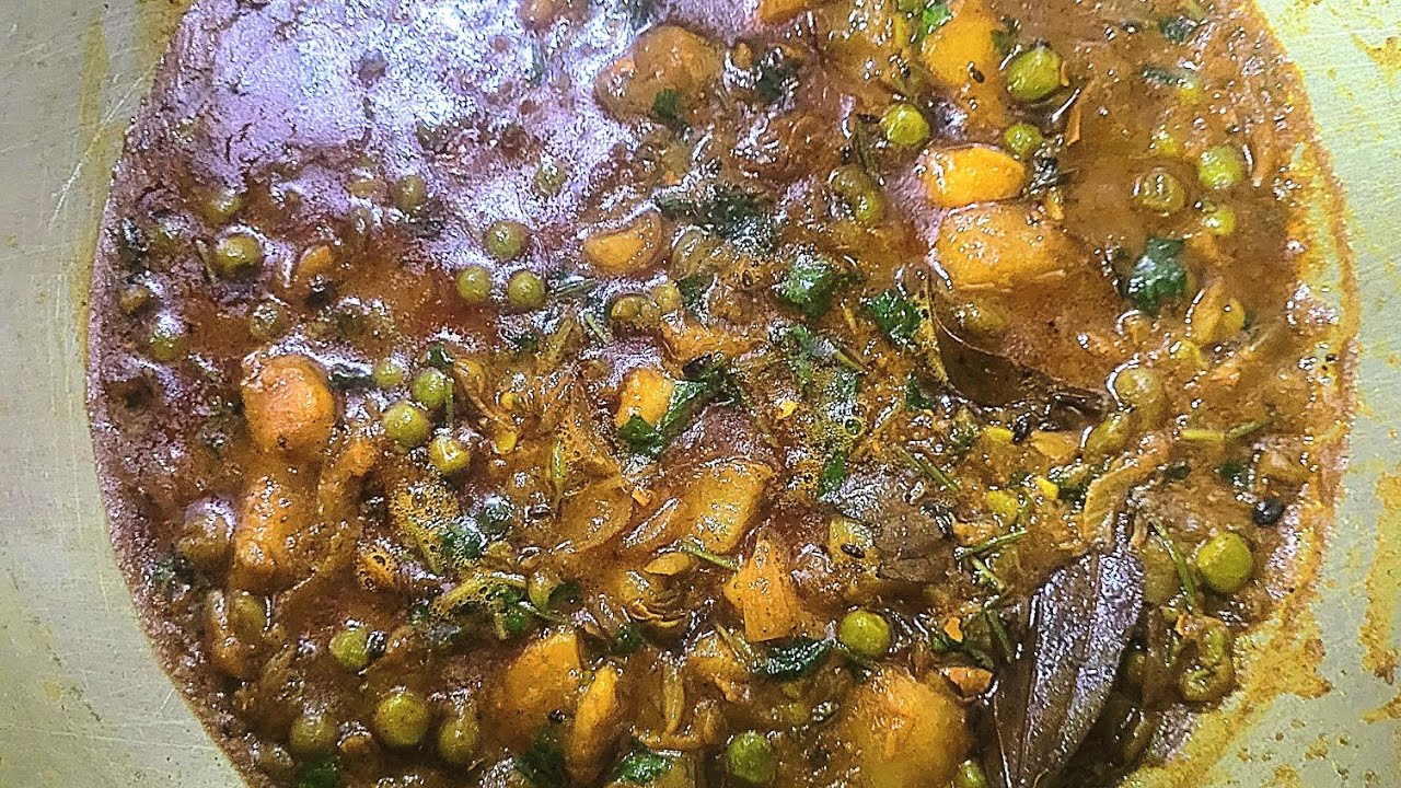 Masaledar Aloo Matar Sabji Cooking 🍳 