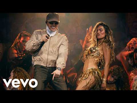 KAROL G, Peso Pluma - QLONA (En Vivo)