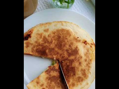Закрытая пицца