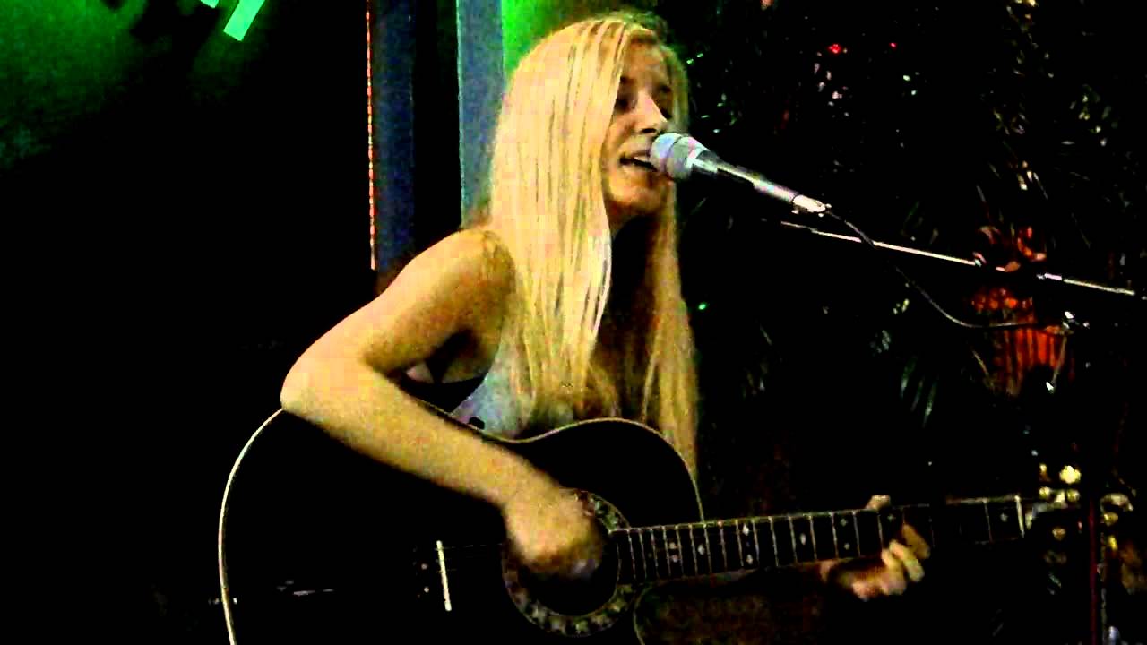 Jayne Kellie Live At the Ale and The Witch St Petersburg Florida July