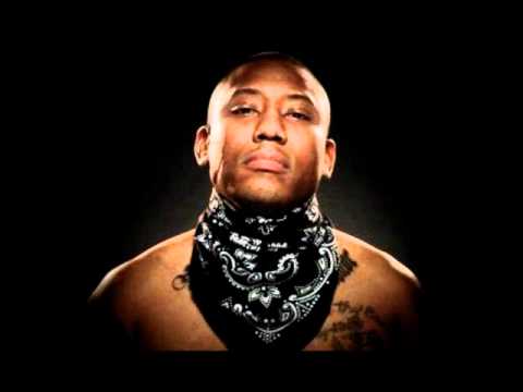 Maino ft. Roscoe Dash - Let It Fly (Hands In The Air) (2011)