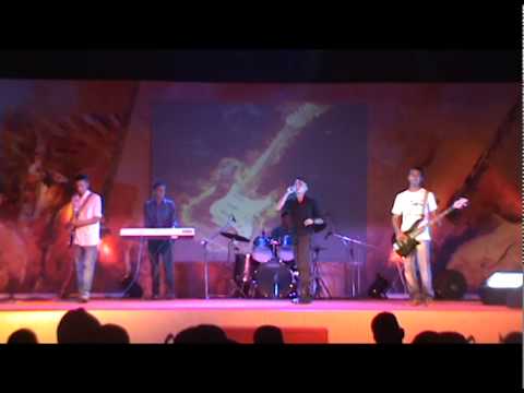 Ras ke Bhare tore nain Live performance By Topsy crets