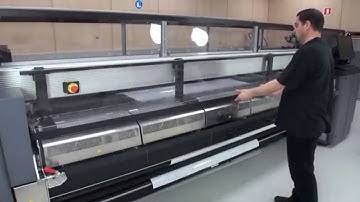 Installing Edge Holders on the HP Latex 3000 Printer Series