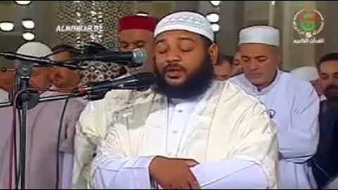 آيات من سورة الزخرف (فاختلف الأحزاب من بينهم )