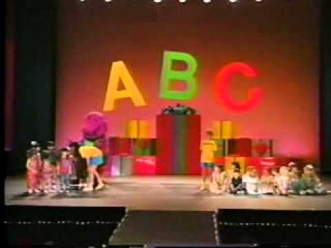 Barney en Concierto (Parte 2) - YouTube