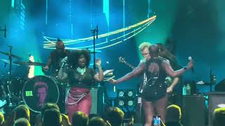 Billy Idol Mony, Mony Live