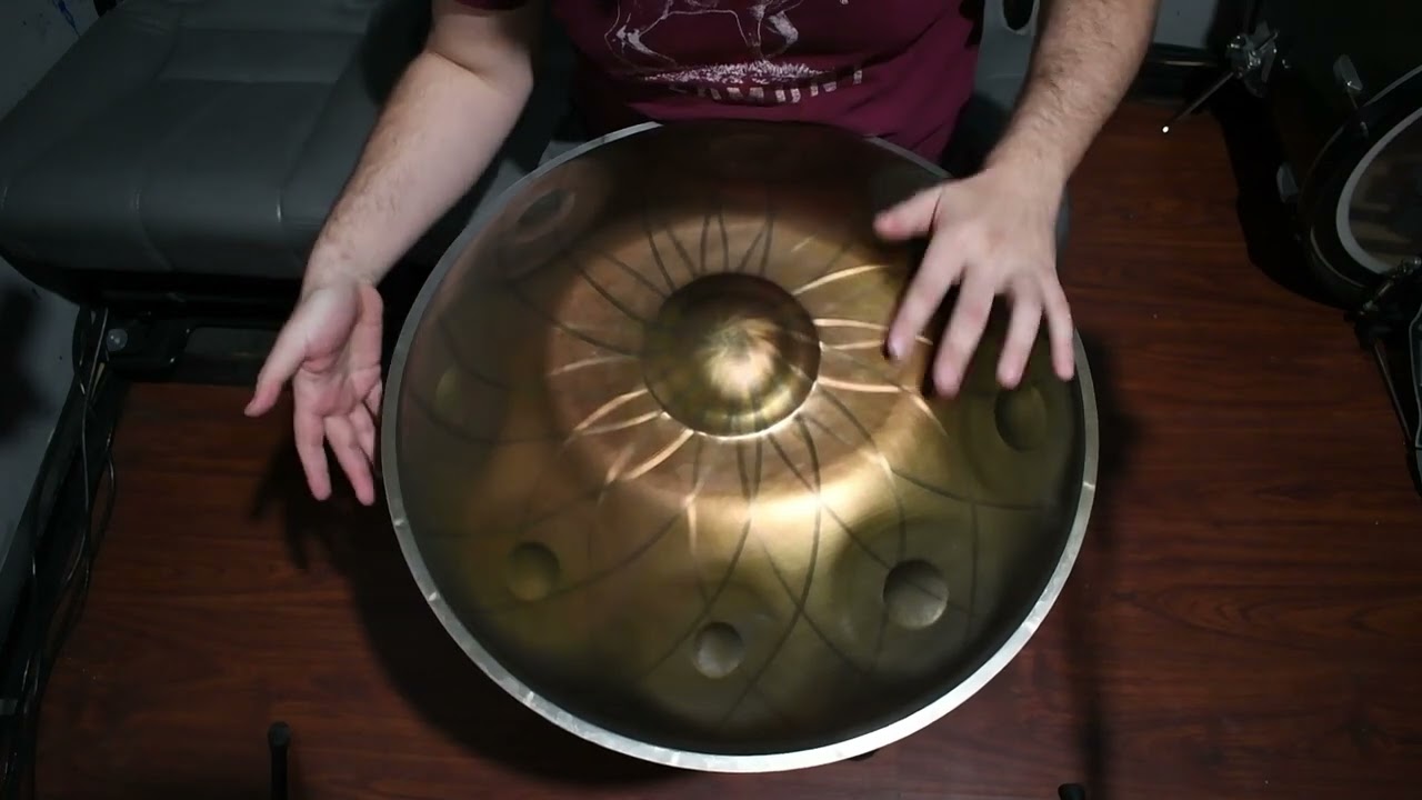 Hamsa Handpans - G2 minor 17 *ember steel*