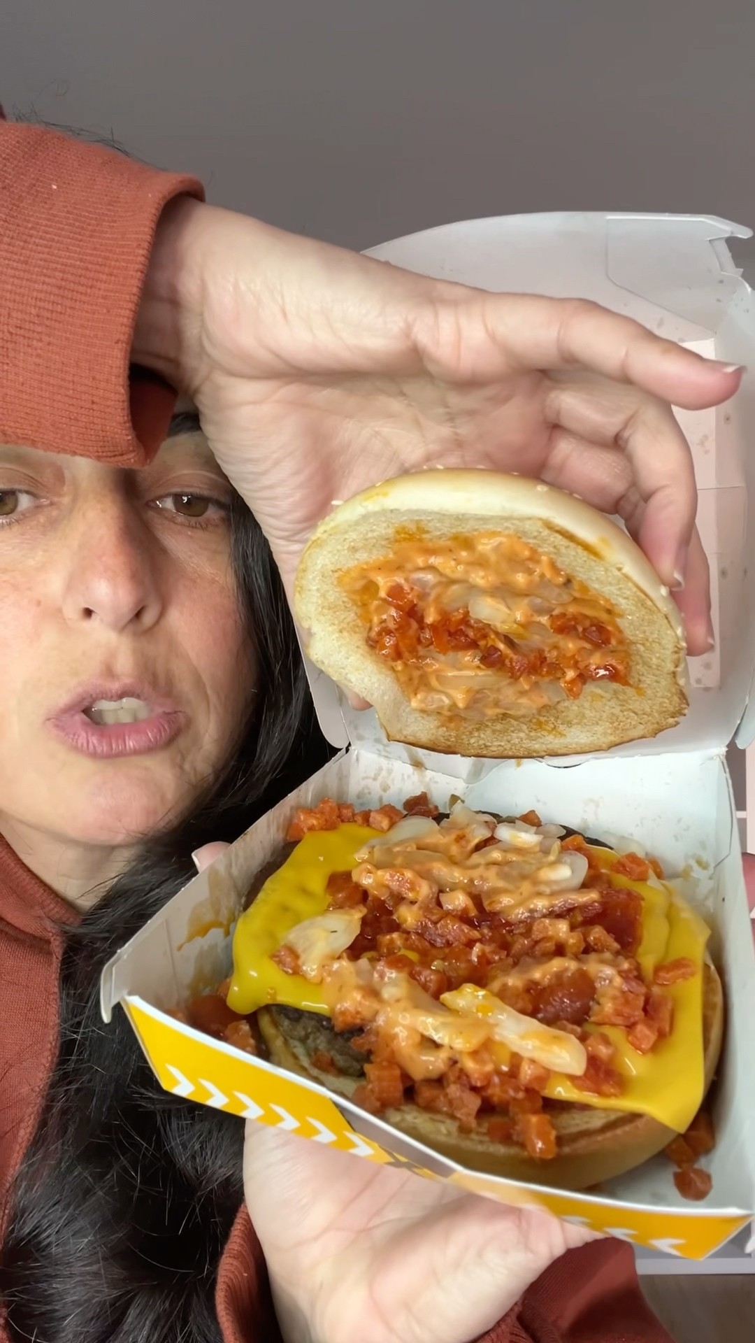 Hamburguesa sabor a Pizza! Mamma Mia ?? #menu #pizza #hamburguesa