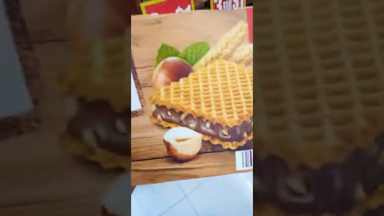 new hanuta chocolate  hazelnut 