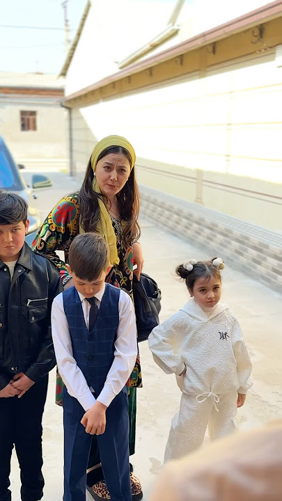 Qiz kunnilingus uchun yigit bilan uchrashishni xohlaydi. Katta sonlar porno video