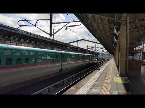 東北新幹線福島駅　下りE5系はやぶさE6系こまち通過
