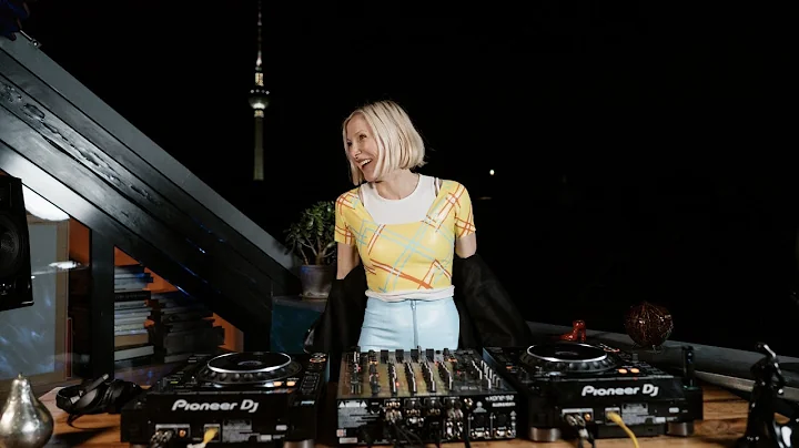 Ellen Allien NYE Balcony Streaming