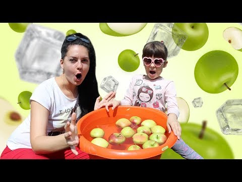 BOBBING FOR APPLES CHALLENGE - KidsFunShow