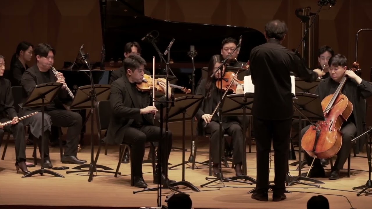 John Hwang (황요한) - Between (2025)