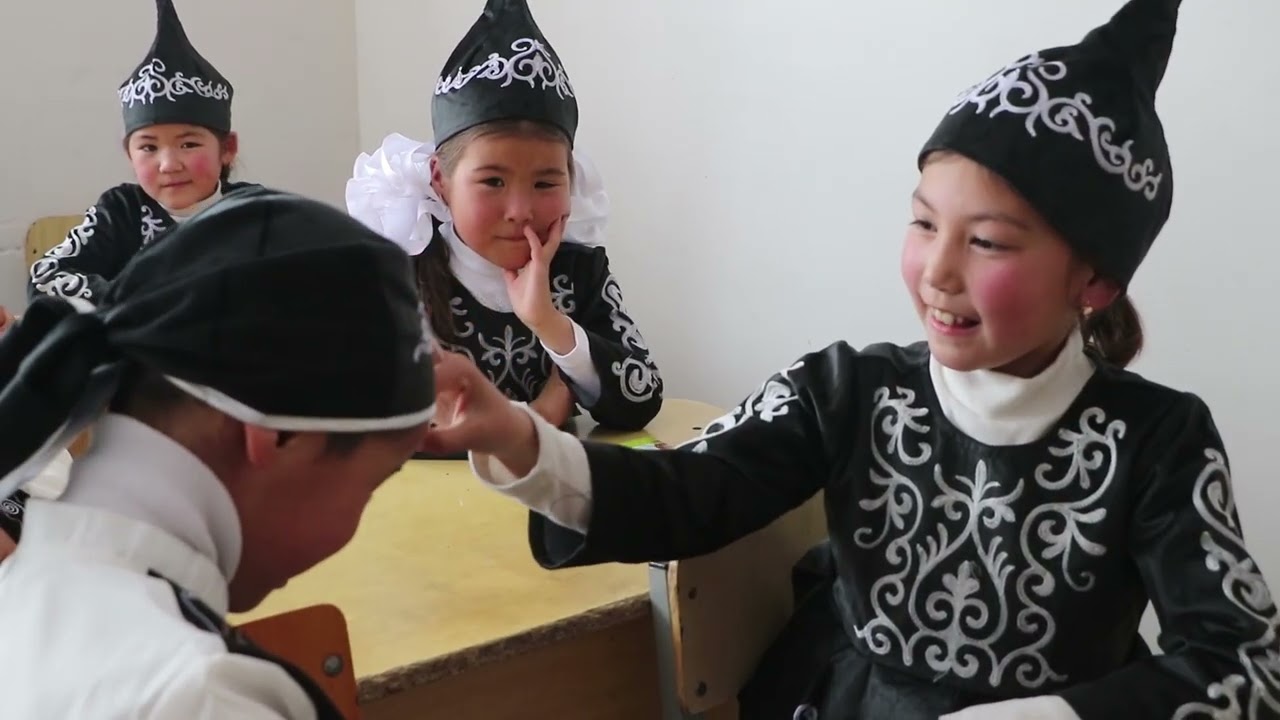 Аксы району.Тегене айылы.Т.Тыныбеков мектеби.