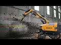 Concrete wall removal with brokk 500