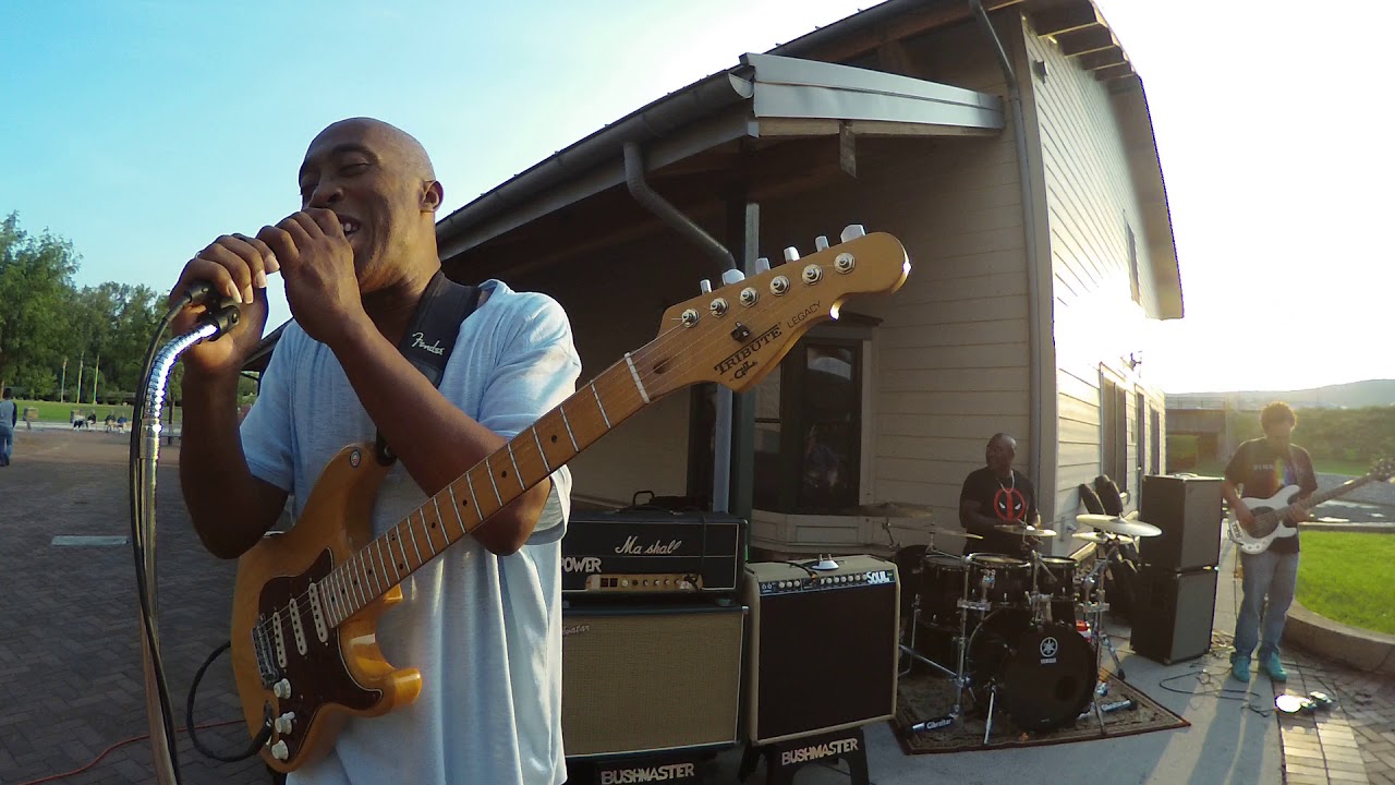 009 Bushmaster at The Crabby Pig 2017-08-26