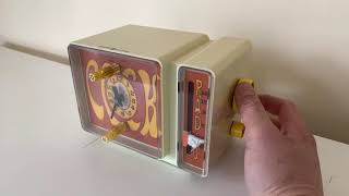 GROOVY Retro Solid State 1969 General Electric C3300A AM Clock Radio Alarm Very Brady!