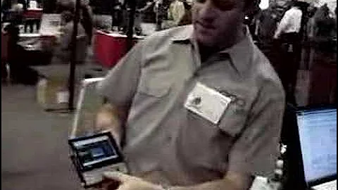 Crunchgear CES 2007 - OQO 02