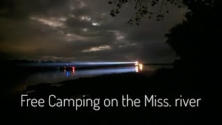 Clarksville, Mo. /Free camping on the Miss. River