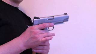 Unloading a 1911