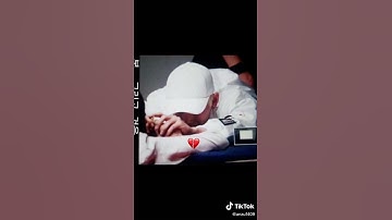 🌟Remember when someone gave taehyung a diary in which all comforting words were written??😭😭😭