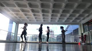 Coreografia O Piseiro estourou - Baroes da Pisadinha e Marcia Felipe- coreografa Evelyn García