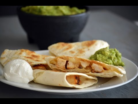 Video: Come Fare La Quesadilla Di Pollo?