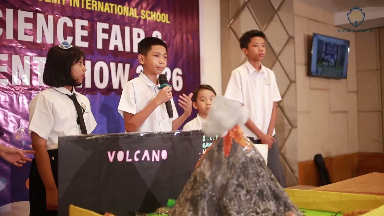 မော်လမြိုင်VictoriaAcademy ရဲ့ 