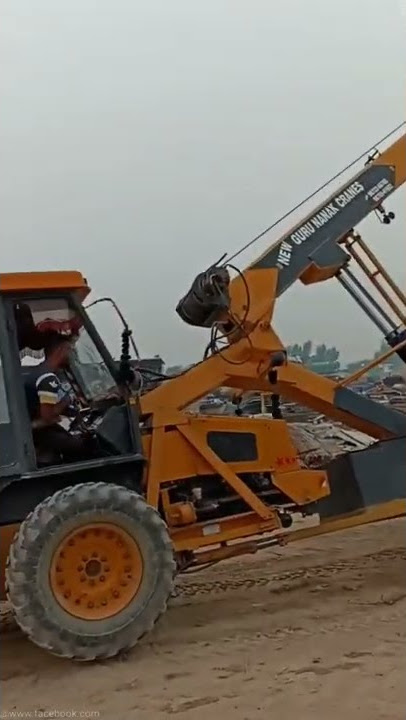 14 Ton crane Accident
