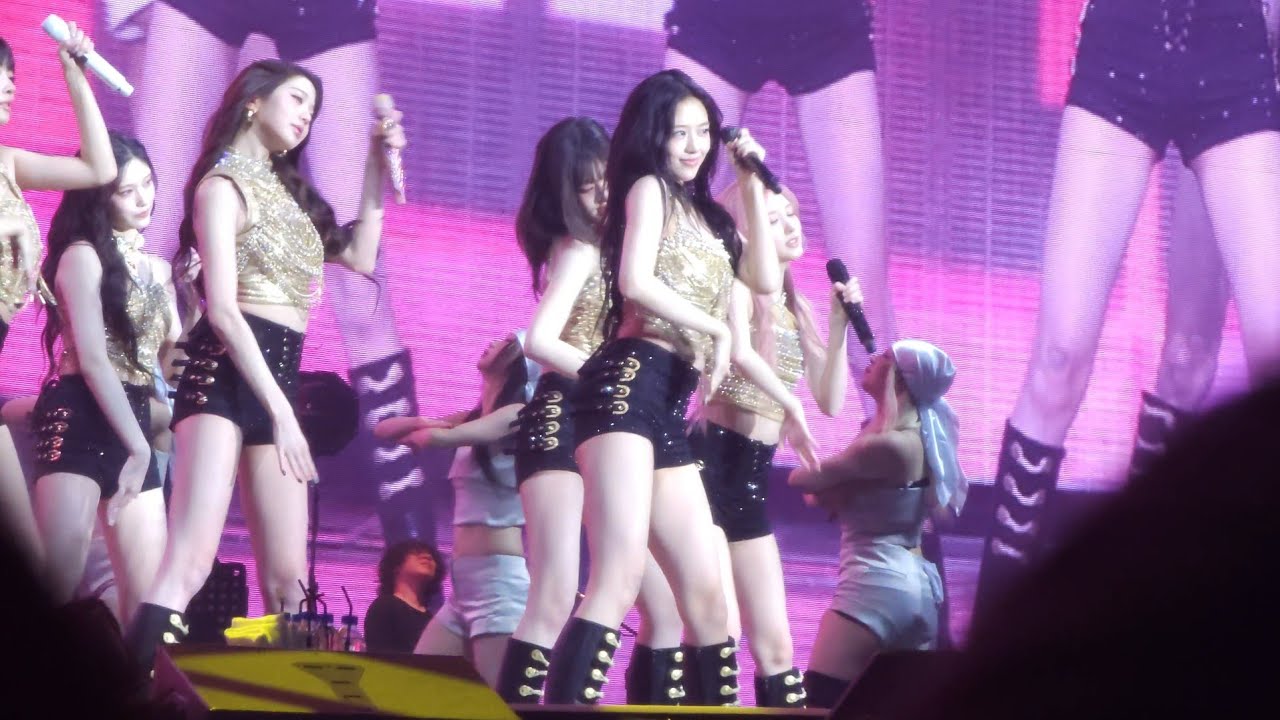 [4K] 아이브 IVE YUJIN 'REBEL HEART' @ IVE WORLD TOUR 'SHOW WHAT I AM' IN SEOUL 251102