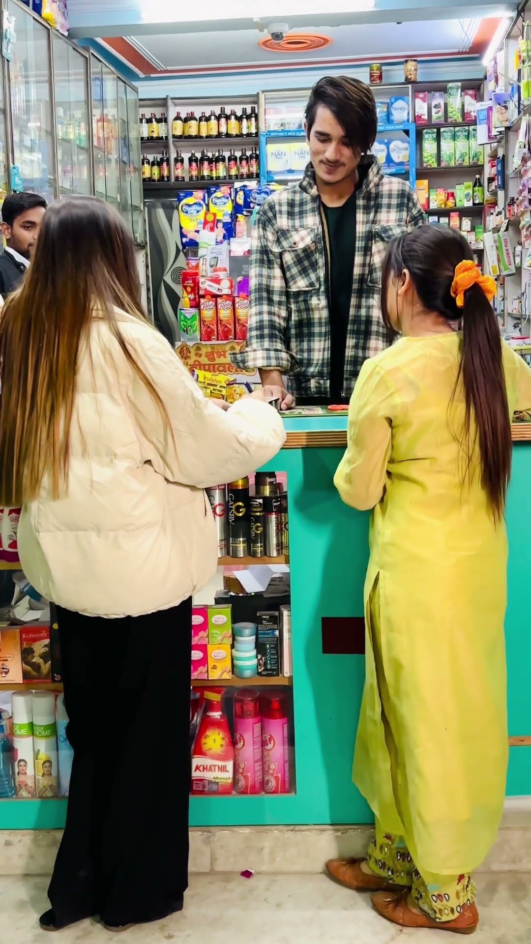 number de diya aaj ?? #suhailabbasi500 #sanayaa_sameer_24 #yutubeshort #viralvideo #couplegoals ❤️