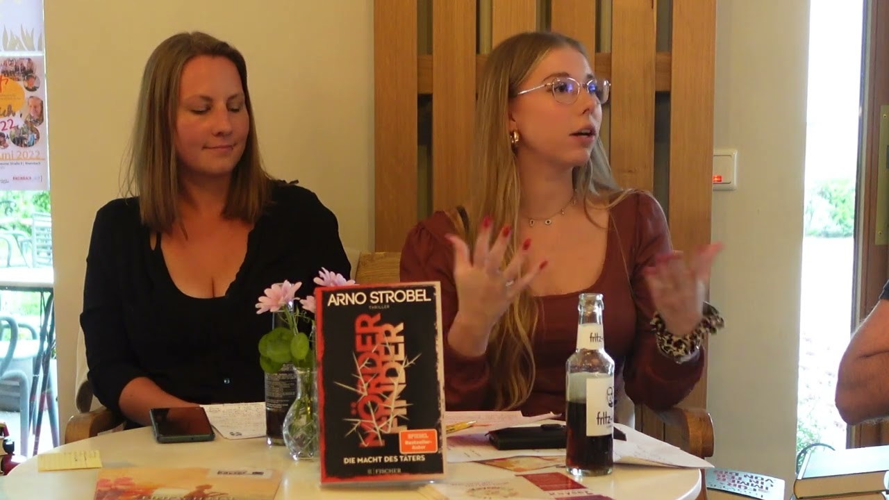 Lesetipp von Elena Wenzel: "Mörderfinder" von Elena Wenzel