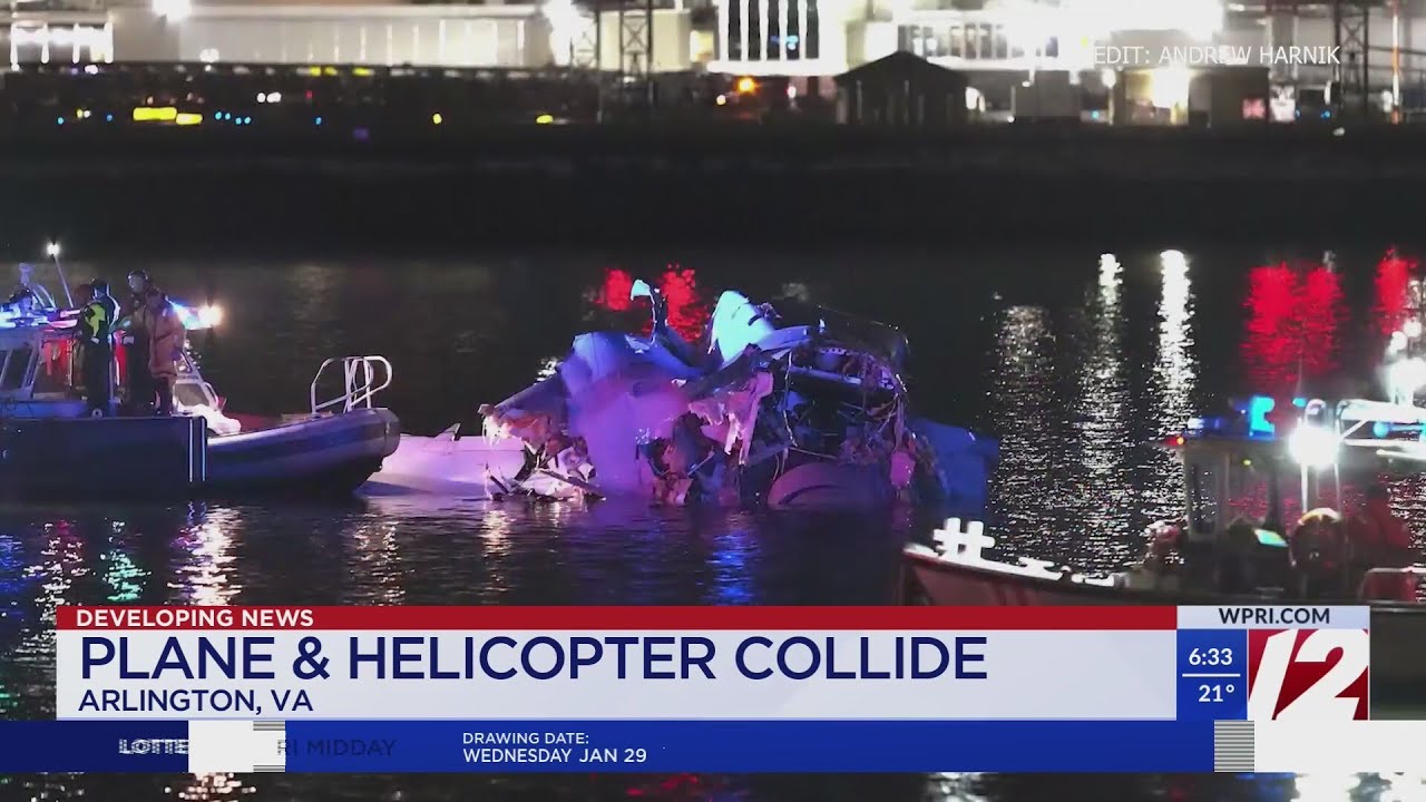Passenger jet with 64 aboard collides with Army helicopter - YouTube