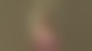 هز صدر رؤمنسي 
