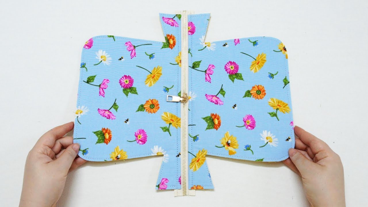 Sewing A Cute Trapezoidal Crossbody Bag 💟 Gift Sewing Idea