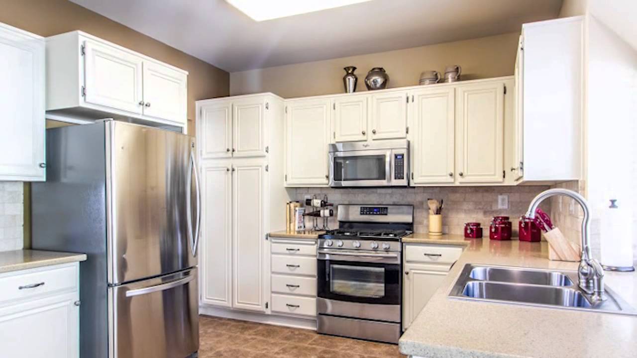 Enter to Win a FREE Keg from J&J Realtors 10778 Zinfandel Street